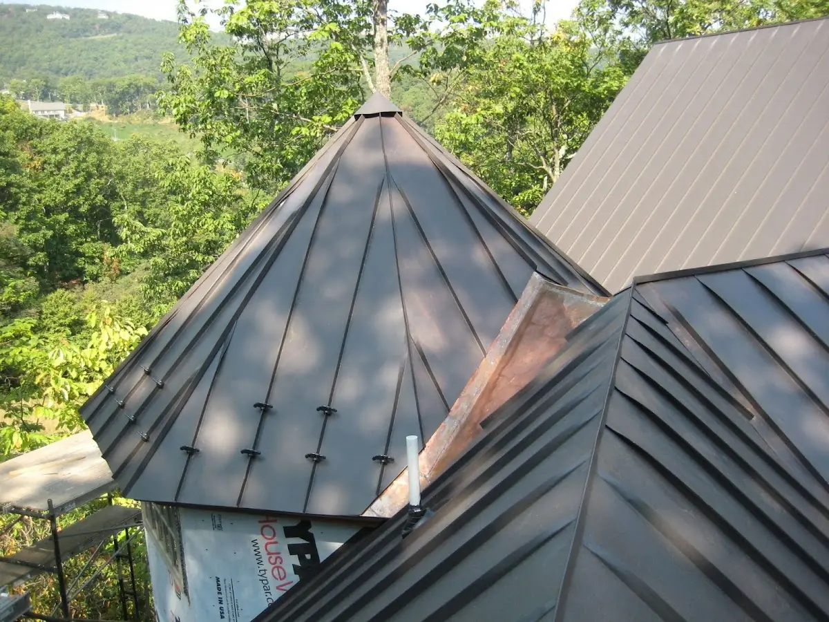 Professional Gutter Cleaning by Craftsman Roofing in Old Town Temecula